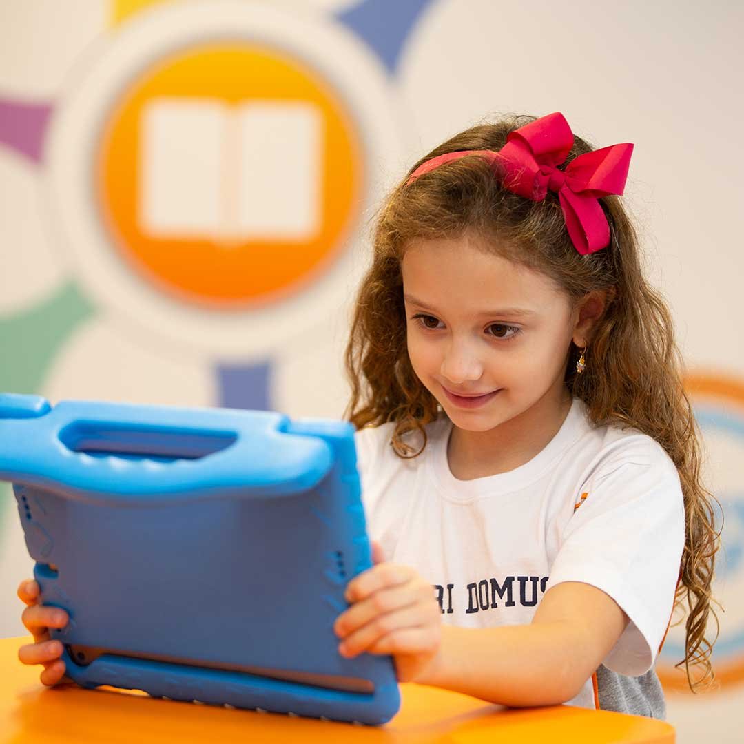 escola-bilingue-pueri-domus-logo-ib-world-school