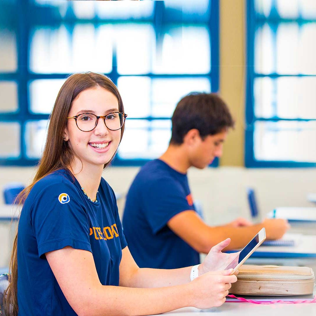 Ensino Médio bilíngue em São Paulo - SP. Escola Bilíngue Pueri Domus.